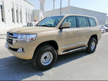 Toyota  Land Cruiser  GXR  2018  Automatic  185,000 Km  6 Cylinder  Four Wheel Drive (4WD)  SUV  Beige