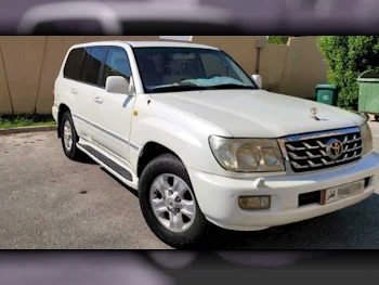 Toyota  Land Cruiser  VXR  2007  Automatic  411,415 Km  8 Cylinder  Four Wheel Drive (4WD)  SUV  White