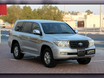 Toyota  Land Cruiser  GXR  2008  Automatic  627,000 Km  6 Cylinder  Four Wheel Drive (4WD)  SUV  Silver