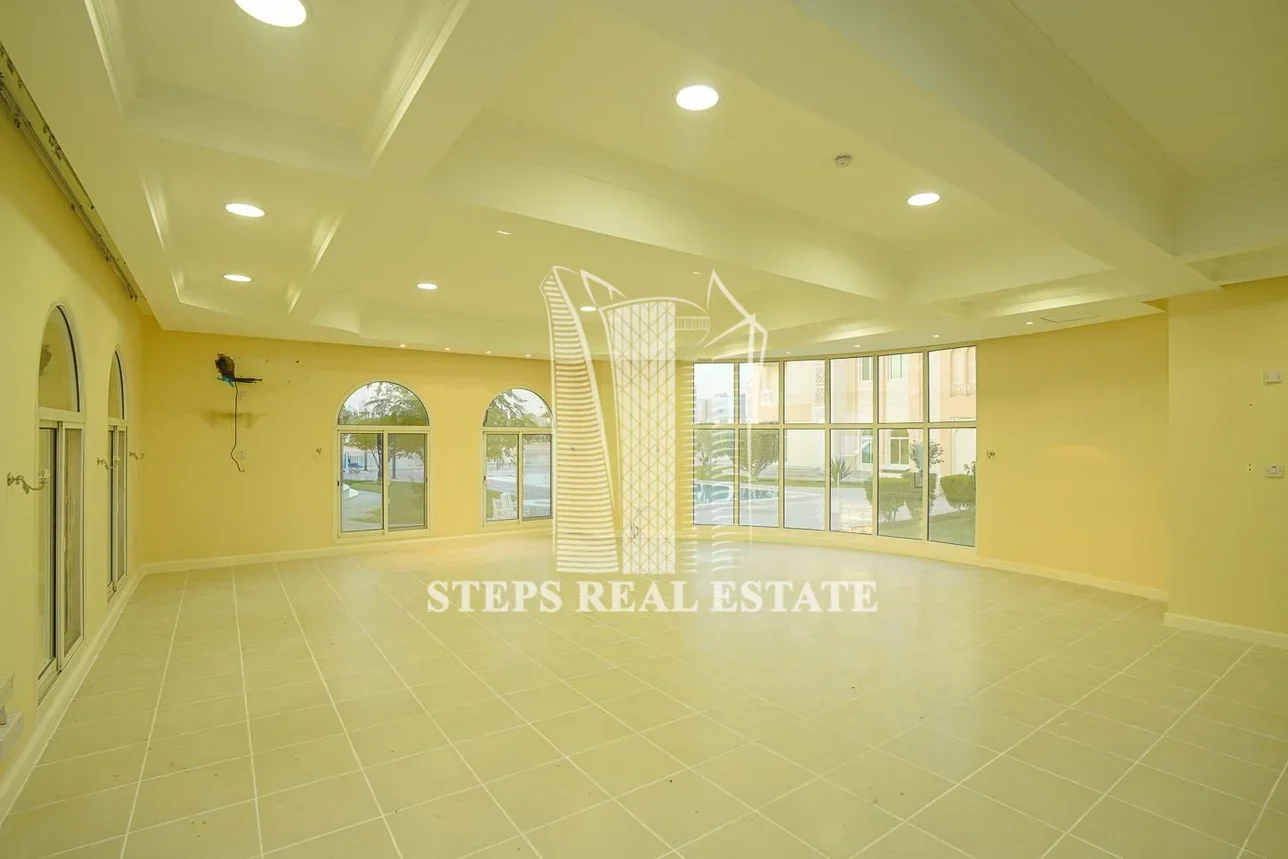 Family Residential  - Not Furnished  - Doha  - West Bay Lagoon  - 4 Bedrooms