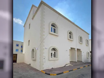 Family Residential  - Not Furnished  - Al Daayen  - Umm Qarn  - 6 Bedrooms