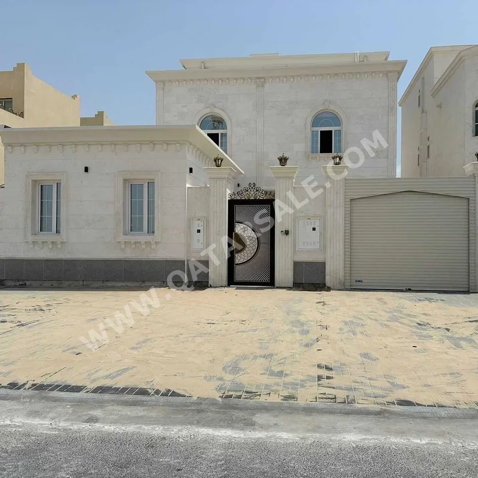 Family Residential  - Not Furnished  - Al Daayen  - Al Khisah  - 8 Bedrooms