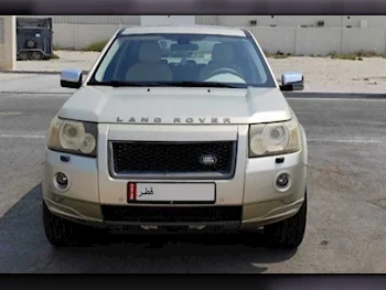 Land Rover  LR2  HSE  2009  Automatic  171,000 Km  6 Cylinder  Four Wheel Drive (4WD)  SUV  Gold