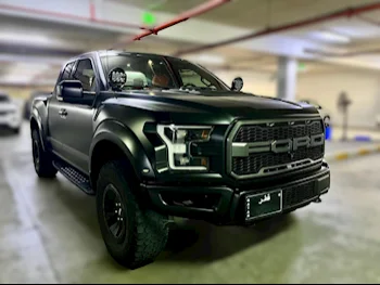 Ford  Raptor  2018  Automatic  135,000 Km  6 Cylinder  Four Wheel Drive (4WD)  Pick Up  Black