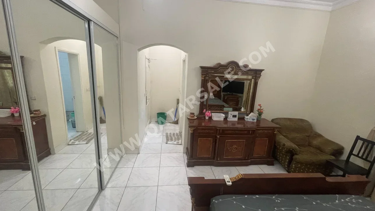 1 Bedrooms  Apartment  in Doha -  Nuaija  Fully Furnished