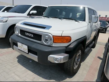 Toyota  FJ Cruiser  TRD  2020  Automatic  37,000 Km  6 Cylinder  Four Wheel Drive (4WD)  SUV  Silver