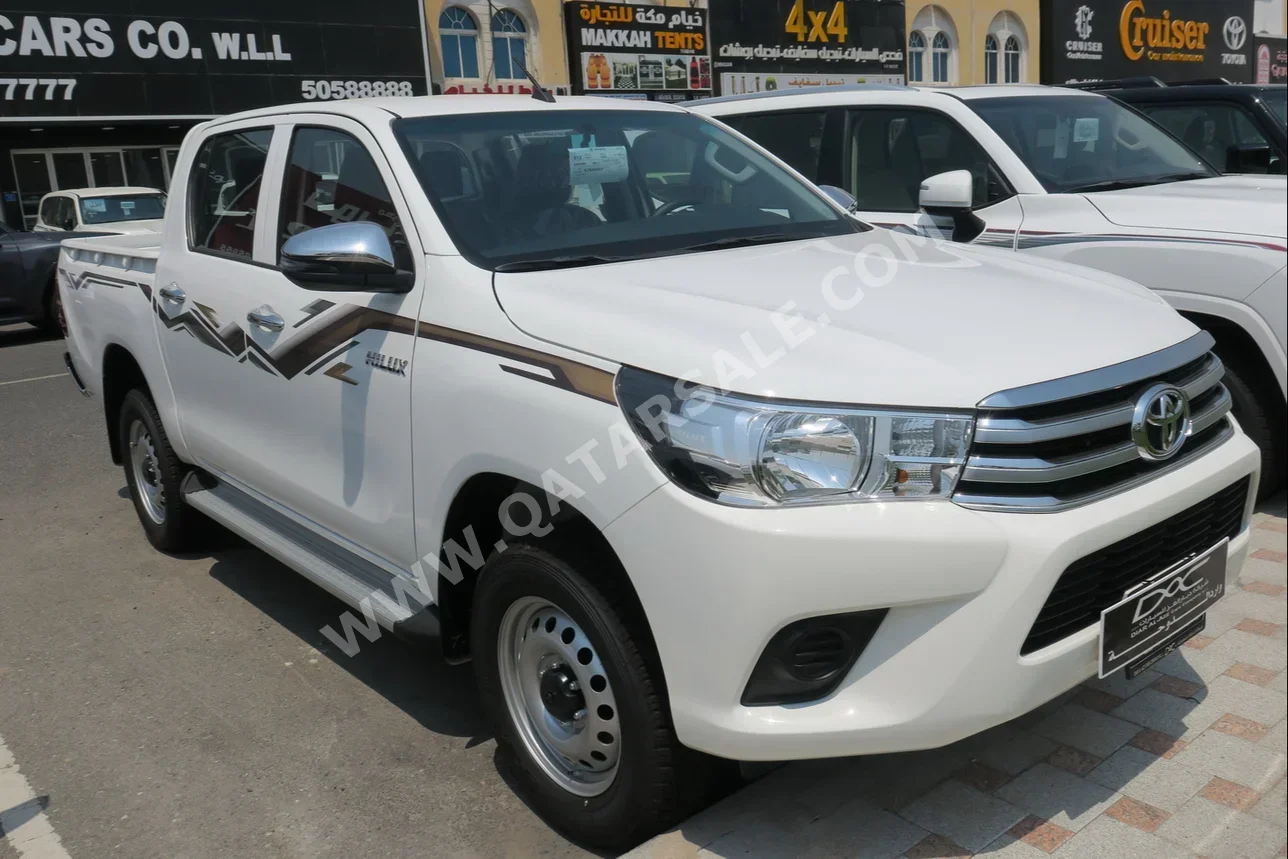 Toyota  Hilux  2024  Automatic  0 Km  4 Cylinder  Four Wheel Drive (4WD)  Pick Up  White  With Warranty