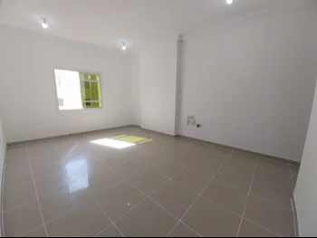 2 Bedrooms  Apartment  in Doha -  Fereej Bin Mahmoud  Not Furnished