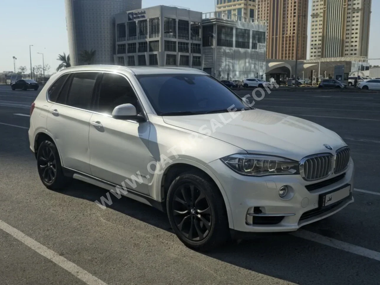 BMW  X-Series  X5  2016  Automatic  87,000 Km  8 Cylinder  Four Wheel Drive (4WD)  SUV  White