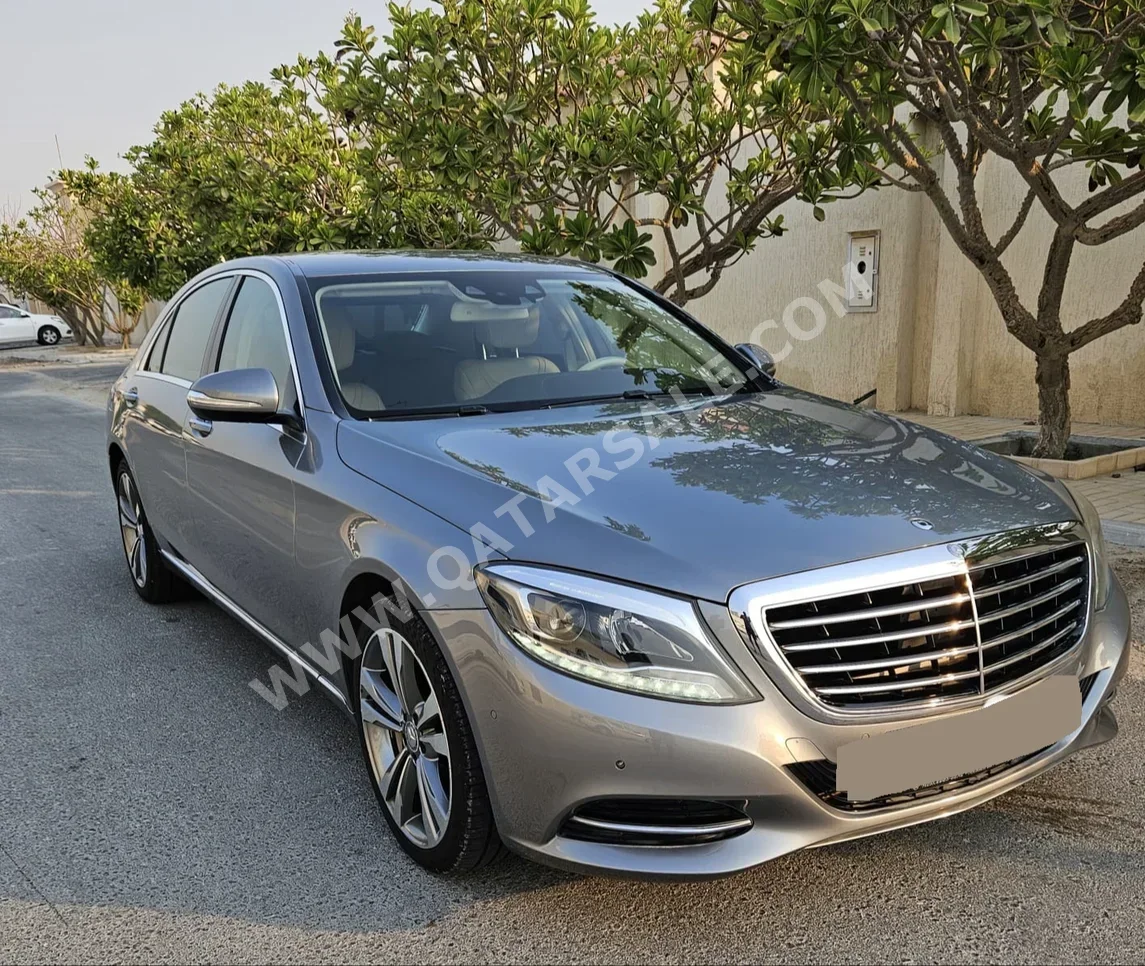 Mercedes-Benz  S-Class  400  2014  Automatic  36,000 Km  6 Cylinder  Rear Wheel Drive (RWD)  Sedan  Gray