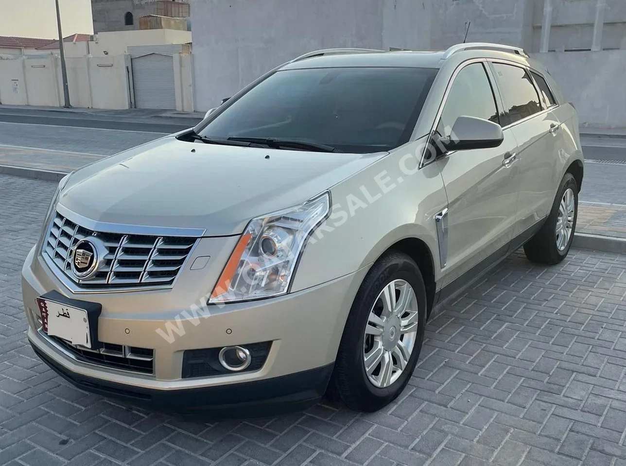 Cadillac  SRX  4  2014  Automatic  41,700 Km  6 Cylinder  Four Wheel Drive (4WD)  SUV  Beige