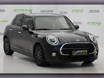 Mini  Cooper  2019  Automatic  67,000 Km  4 Cylinder  Front Wheel Drive (FWD)  Hatchback  Black