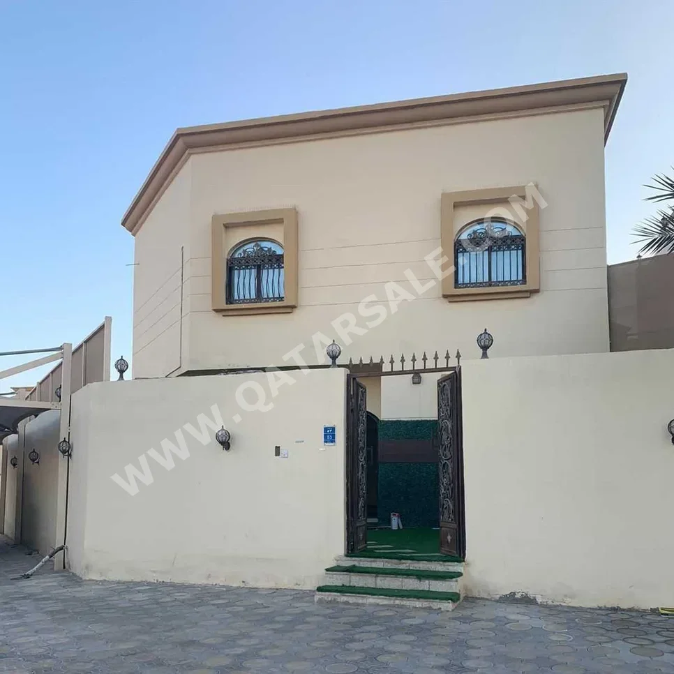 Family Residential  - Not Furnished  - Umm Salal  - Umm Al Amad  - 6 Bedrooms