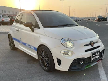 Fiat  595  Abarth  2022  Automatic  39,000 Km  4 Cylinder  Front Wheel Drive (FWD)  Hatchback  White  With Warranty