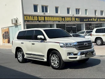 Toyota  Land Cruiser  GXR  2020  Automatic  149,000 Km  8 Cylinder  Four Wheel Drive (4WD)  SUV  White