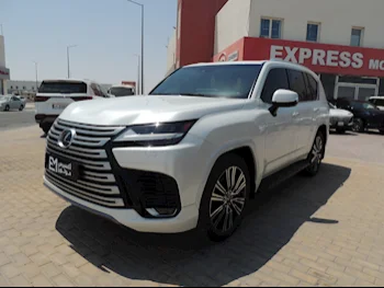 Lexus  LX  600 Luxury  2022  Automatic  56,000 Km  6 Cylinder  Four Wheel Drive (4WD)  SUV  White  With Warranty