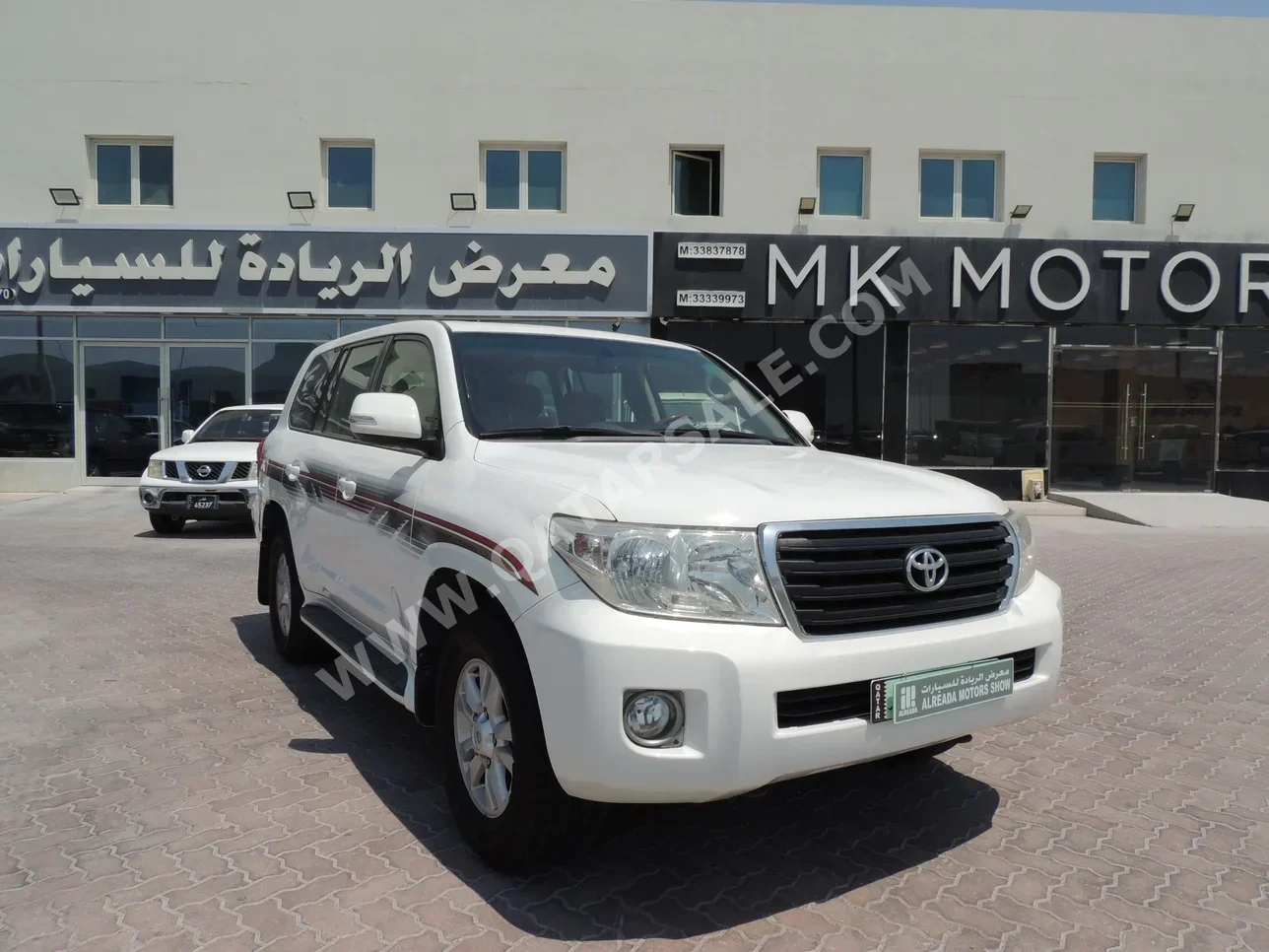 Toyota  Land Cruiser  GX  2012  Automatic  303,000 Km  6 Cylinder  Four Wheel Drive (4WD)  SUV  White