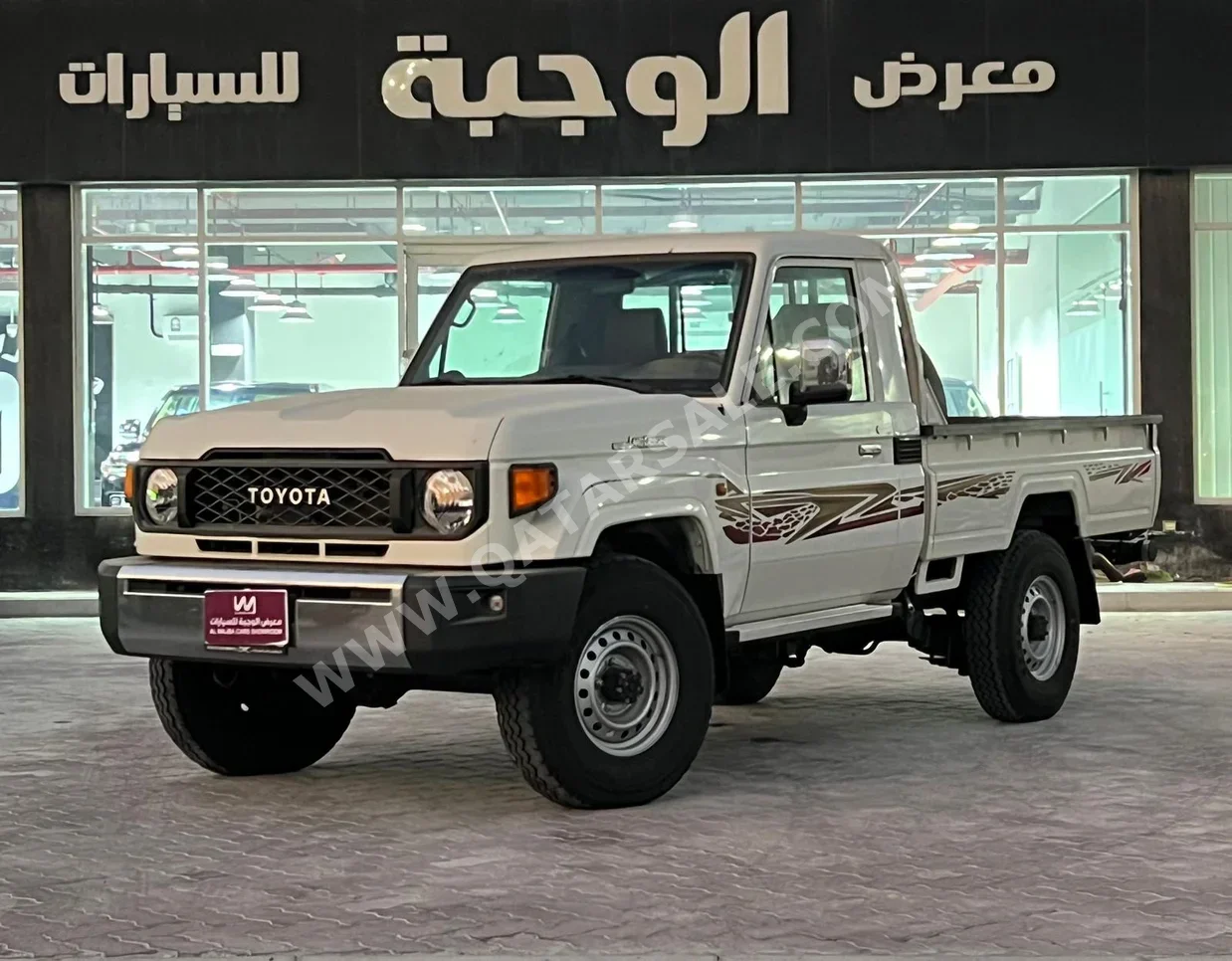 Toyota  Land Cruiser  LX  2024  Automatic  10,000 Km  6 Cylinder  Four Wheel Drive (4WD)  Pick Up  White  With Warranty