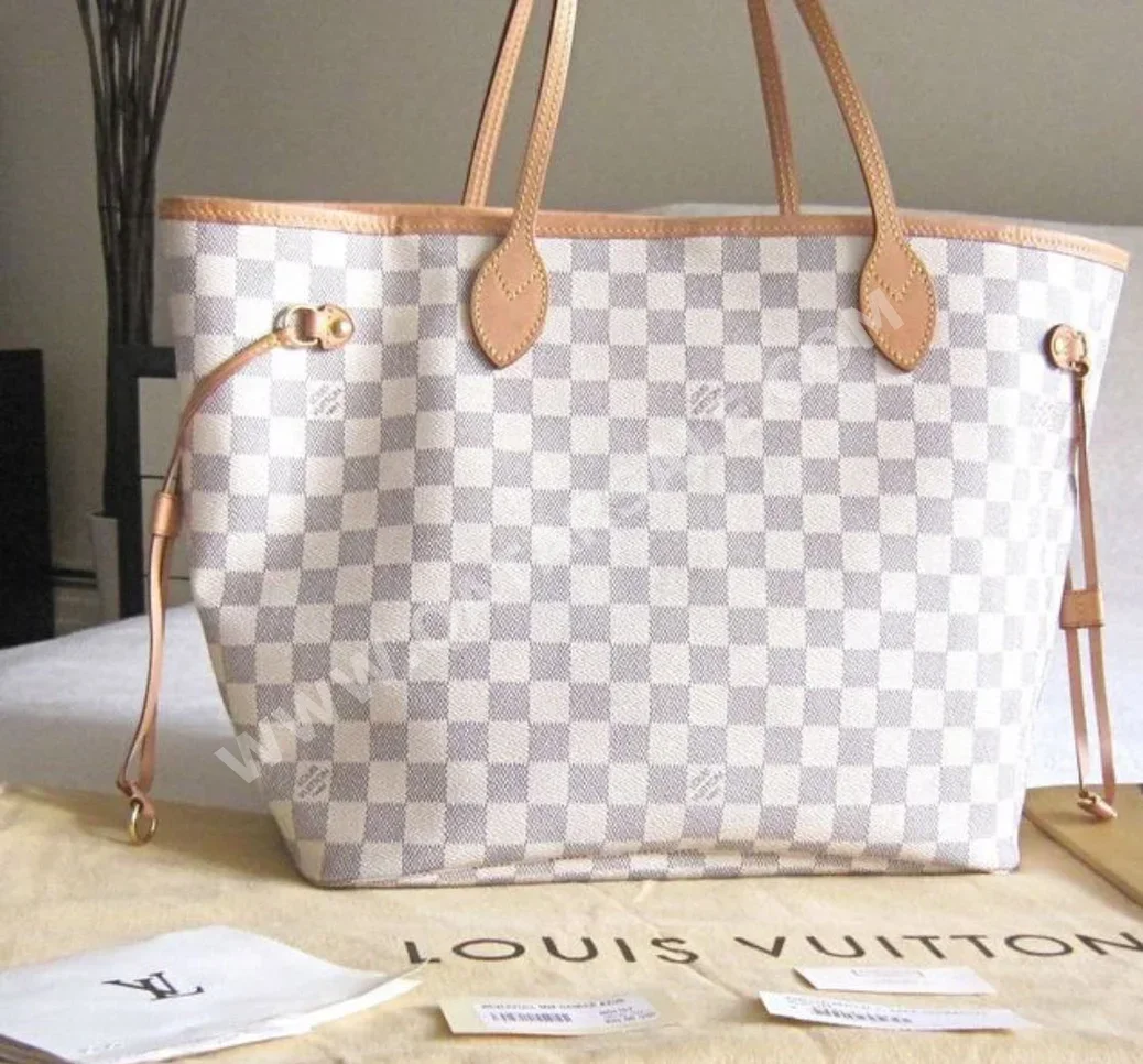 Tote Bag  - Louis Vuitton  - White  - Genuine Leather  - For Women