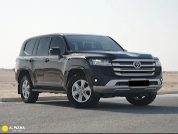 Toyota  Land Cruiser  GXR Twin Turbo  2022  Automatic  117,000 Km  6 Cylinder  Four Wheel Drive (4WD)  SUV  Black