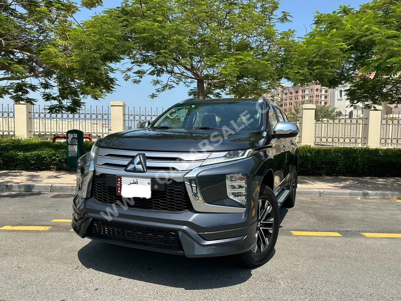 Mitsubishi  Pajero  Montero Sport  2023  Automatic  0 Km  6 Cylinder  Four Wheel Drive (4WD)  SUV  Gray  With Warranty