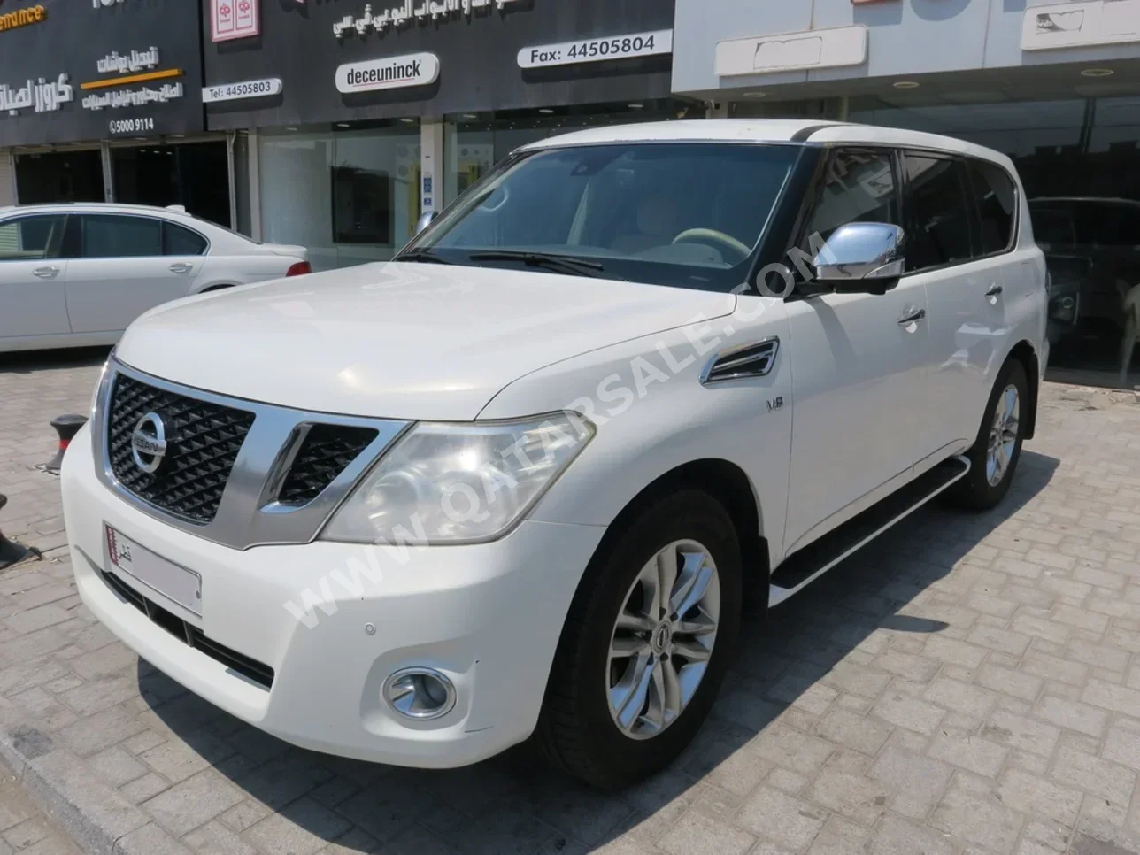 Nissan  Patrol  LE  2013  Automatic  218,000 Km  8 Cylinder  Four Wheel Drive (4WD)  SUV  White