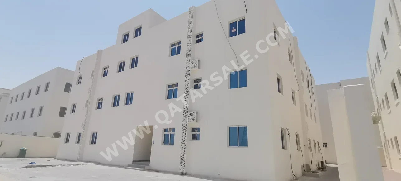 Buildings, Towers & Compounds - Labour building  - Al Wakrah  - Barkit Al Awamer