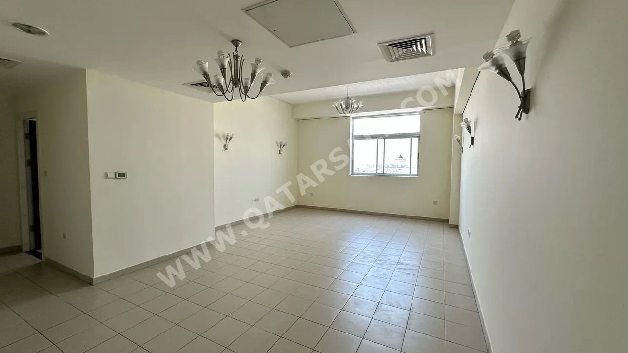 1 Bedrooms  Apartment  For Rent  in Al Rayyan -  Abu Hamour  Semi Furnished