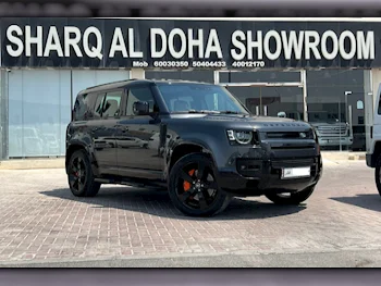 Land Rover  Defender  110  2024  Automatic  20٬000 Km  6 Cylinder  Four Wheel Drive (4WD)  SUV  Dark Gray  With Warranty