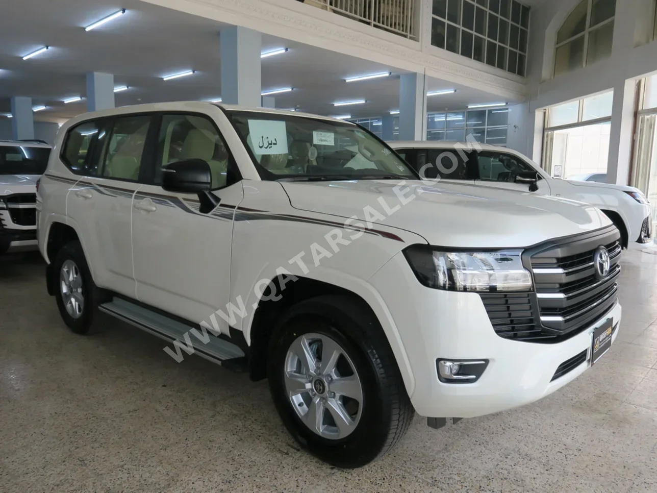 Toyota  Land Cruiser  GXR  2024  Automatic  0 Km  6 Cylinder  Four Wheel Drive (4WD)  SUV  White  With Warranty