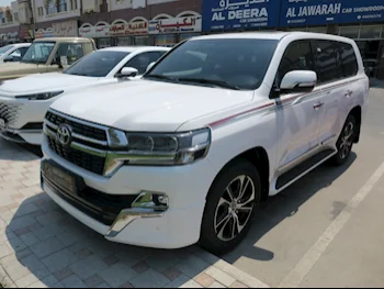 Toyota  Land Cruiser  GXR- Grand Touring  2021  Automatic  92,000 Km  8 Cylinder  Four Wheel Drive (4WD)  SUV  White