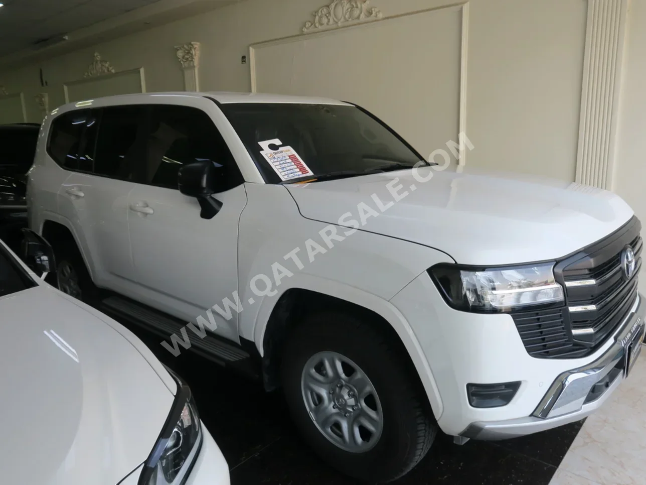  Toyota  Land Cruiser  GX  2023  Automatic  38,000 Km  6 Cylinder  Four Wheel Drive (4WD)  SUV  White  With Warranty