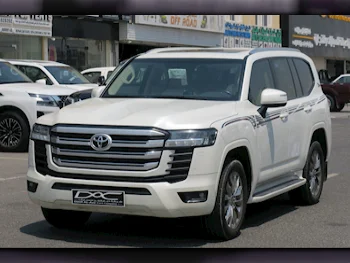 Toyota  Land Cruiser  GXR Twin Turbo  2022  Automatic  163,000 Km  6 Cylinder  Four Wheel Drive (4WD)  SUV  White