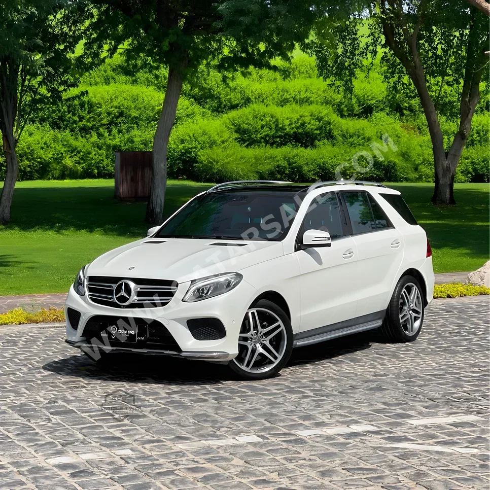 Mercedes-Benz  GLE  400  2016  Automatic  24,000 Km  6 Cylinder  Four Wheel Drive (4WD)  SUV  White