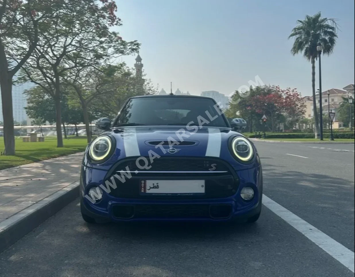 Mini  Cooper  S  2019  Automatic  84,000 Km  4 Cylinder  Front Wheel Drive (FWD)  Convertible  Blue  With Warranty