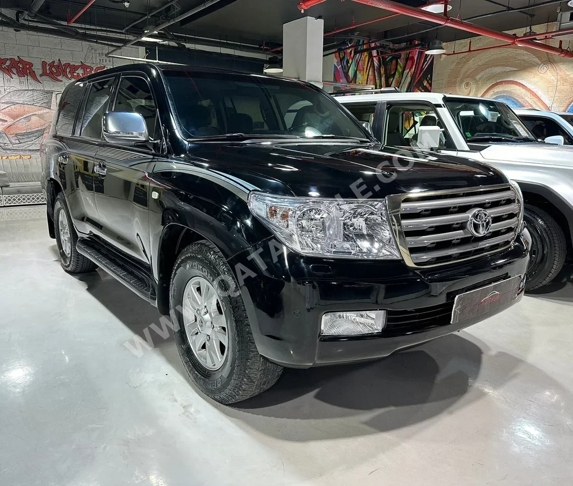 Toyota  Land Cruiser  VXR  2009  Automatic  369,000 Km  8 Cylinder  Four Wheel Drive (4WD)  SUV  Black