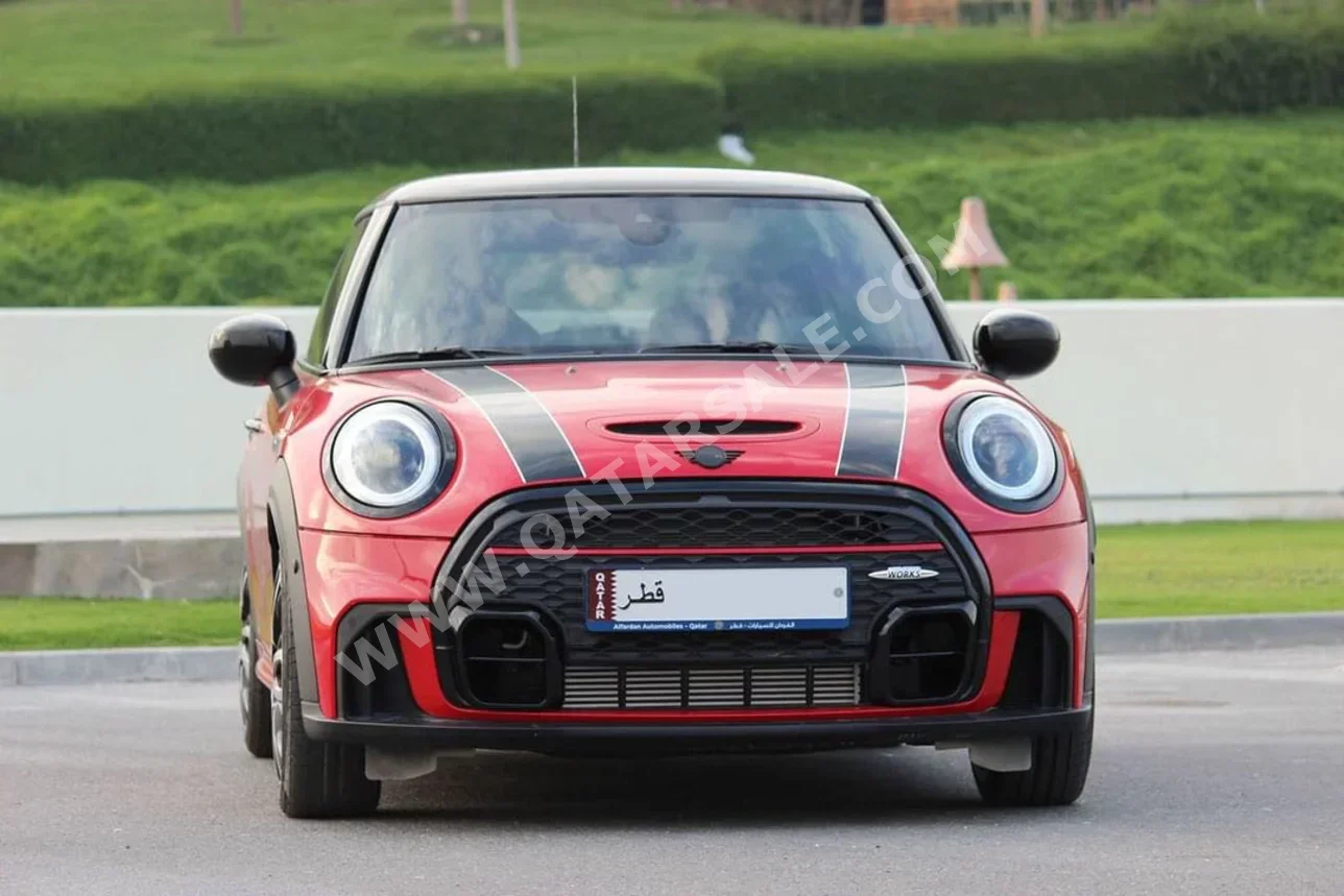 Mini  Cooper  JCW  2022  Automatic  11,000 Km  4 Cylinder  Front Wheel Drive (FWD)  Hatchback  Red