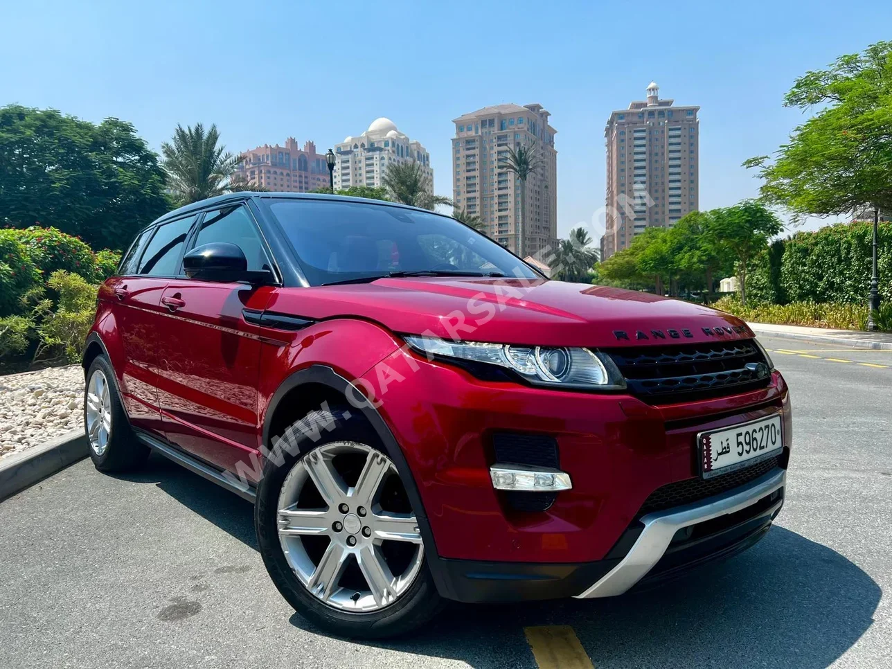 Land Rover  Evoque  Dynamic  2014  Automatic  70,000 Km  4 Cylinder  Four Wheel Drive (4WD)  SUV  Red