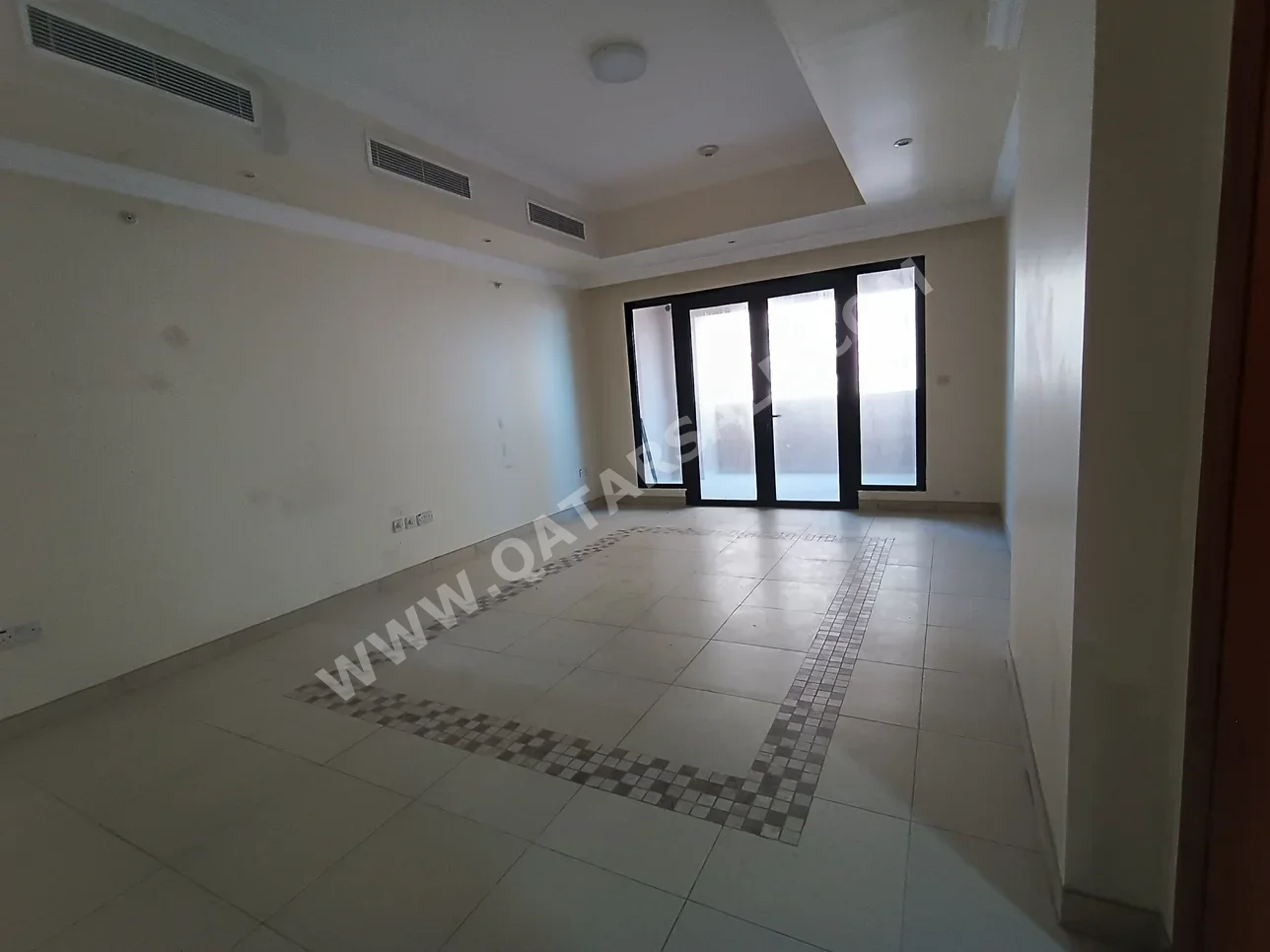 1 Bedrooms  Apartment  in Doha -  The Pearl  Not Furnished