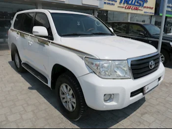 Toyota  Land Cruiser  GX  2014  Automatic  440,000 Km  6 Cylinder  Four Wheel Drive (4WD)  SUV  White