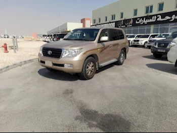 Toyota  Land Cruiser  GX  2010  Automatic  560,000 Km  6 Cylinder  Four Wheel Drive (4WD)  SUV  Gold