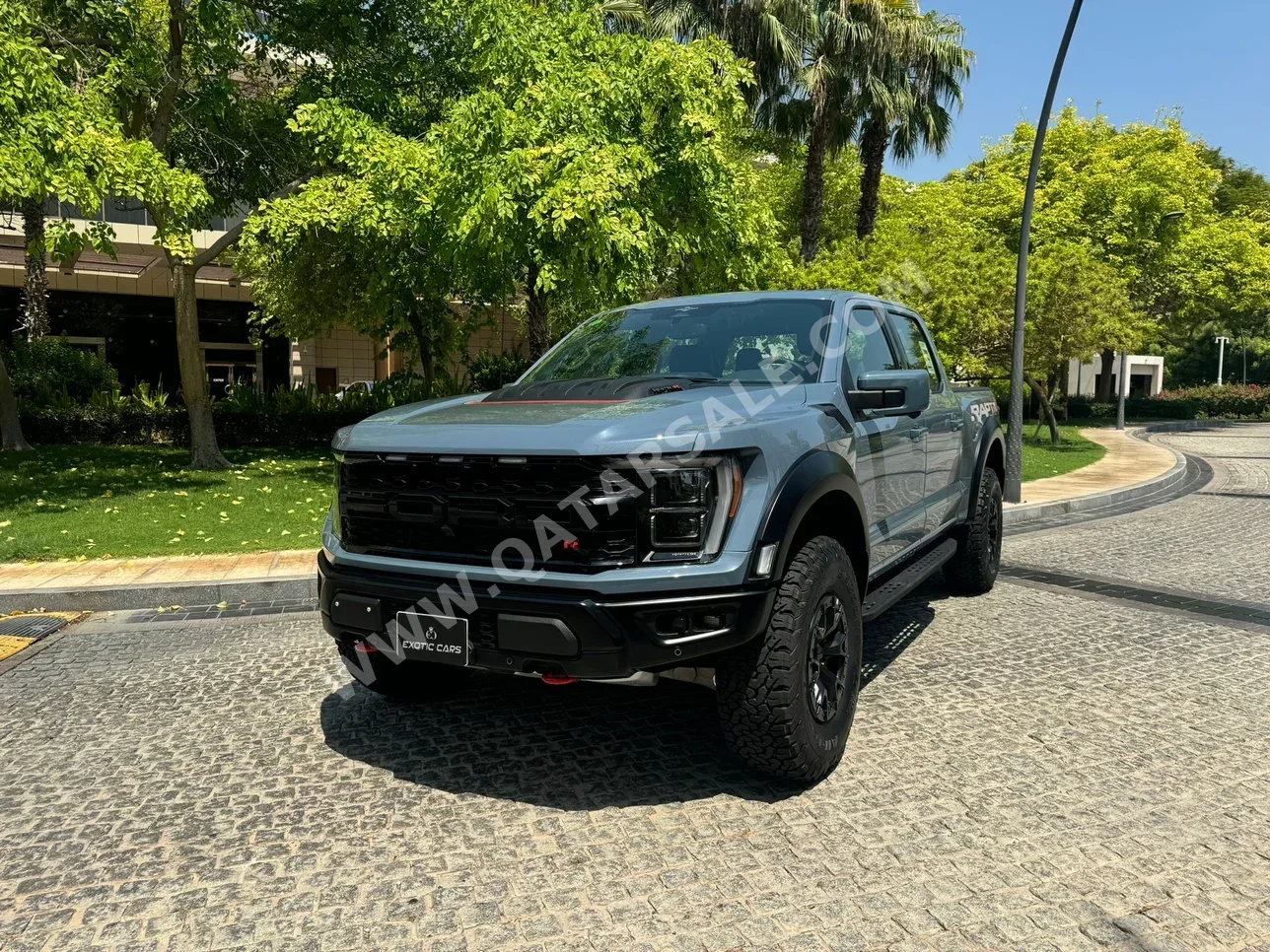 Ford  Raptor  R  2023  Automatic  0 Km  6 Cylinder  Four Wheel Drive (4WD)  Pick Up  Blue  With Warranty