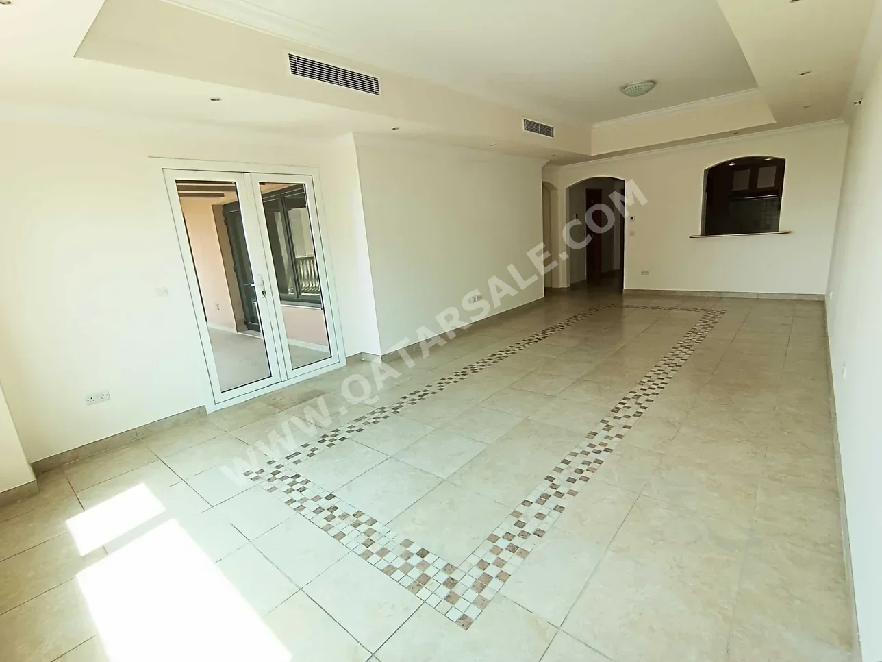 2 Bedrooms  Apartment  in Doha -  The Pearl  Not Furnished