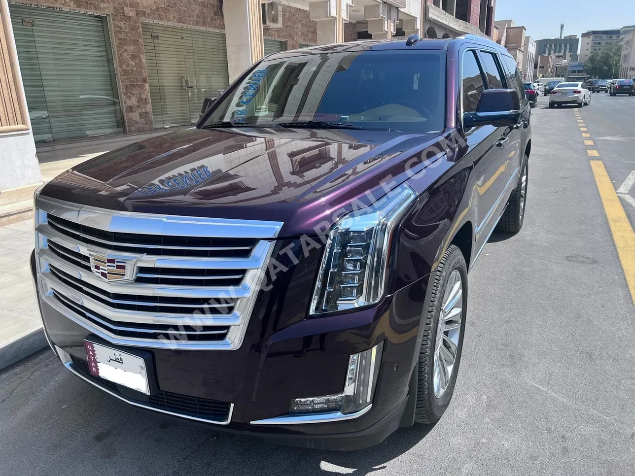 Cadillac  Escalade  Platinum  2017  Automatic  111,000 Km  8 Cylinder  Four Wheel Drive (4WD)  SUV  Violet