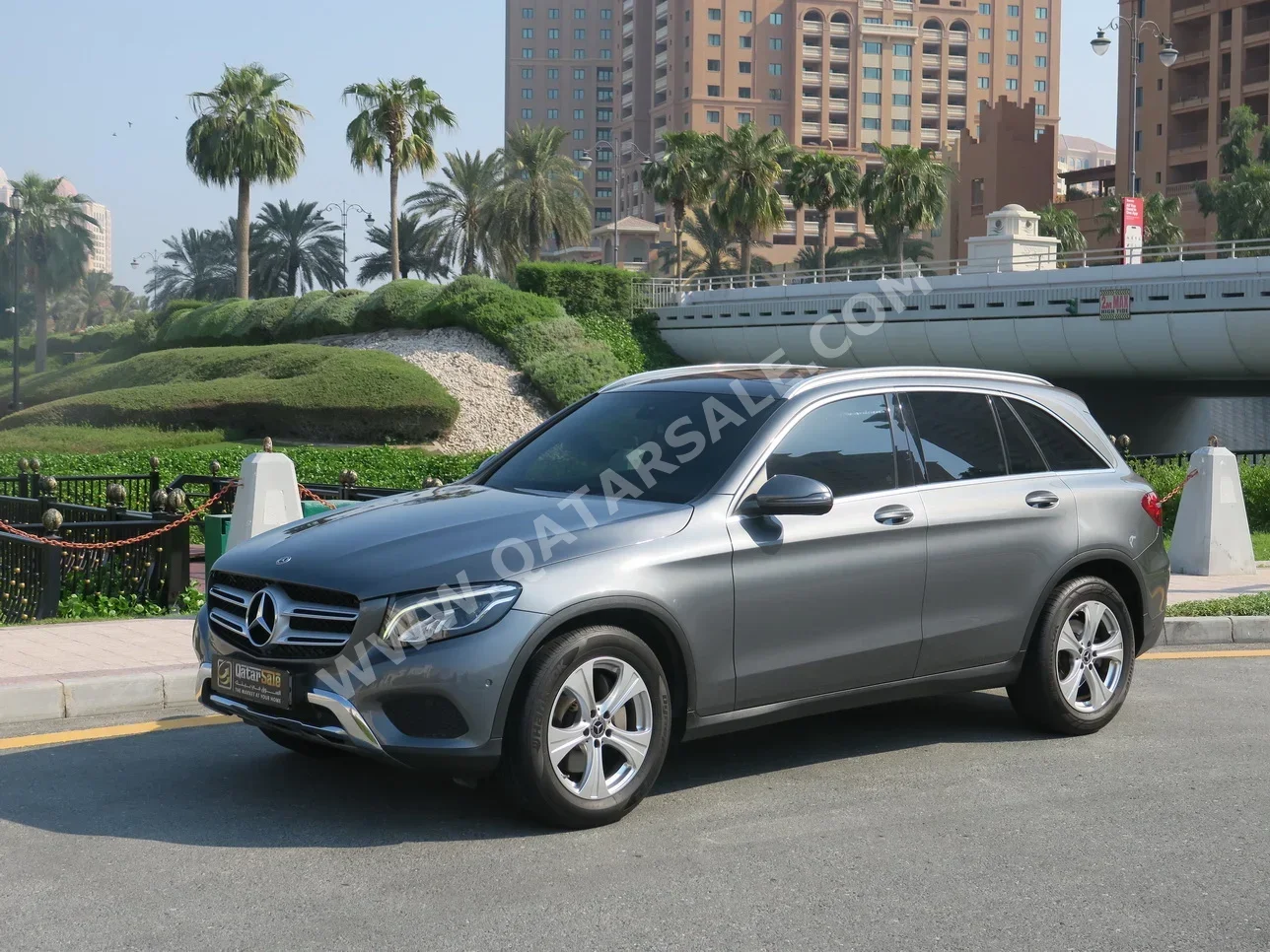  Mercedes-Benz  GLC  250  2017  Automatic  126,000 Km  4 Cylinder  All Wheel Drive (AWD)  SUV  Gray  With Warranty