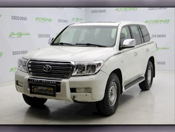 Toyota  Land Cruiser  VXR  2011  Automatic  424,000 Km  8 Cylinder  Four Wheel Drive (4WD)  SUV  Pearl