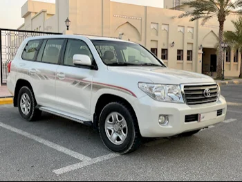 Toyota  Land Cruiser  GX  2013  Automatic  239,000 Km  6 Cylinder  Four Wheel Drive (4WD)  SUV  White