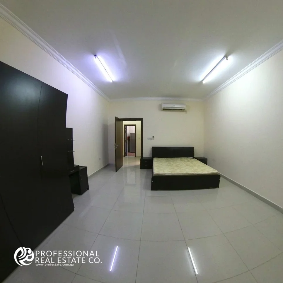 1 Bedrooms  Studio  in Doha -  Fereej Bin Mahmoud  Fully Furnished