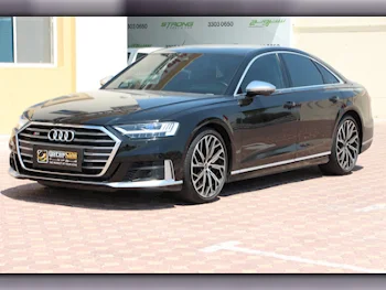 Audi  S  8  2021  Automatic  45,000 Km  8 Cylinder  All Wheel Drive (AWD)  Sedan  Black