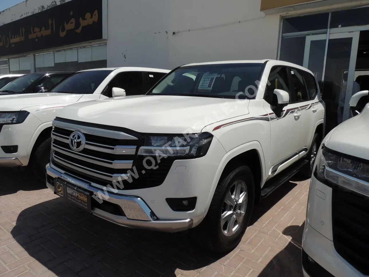 Toyota  Land Cruiser  GXR Twin Turbo  2024  Automatic  5,000 Km  6 Cylinder  Four Wheel Drive (4WD)  SUV  White  With Warranty